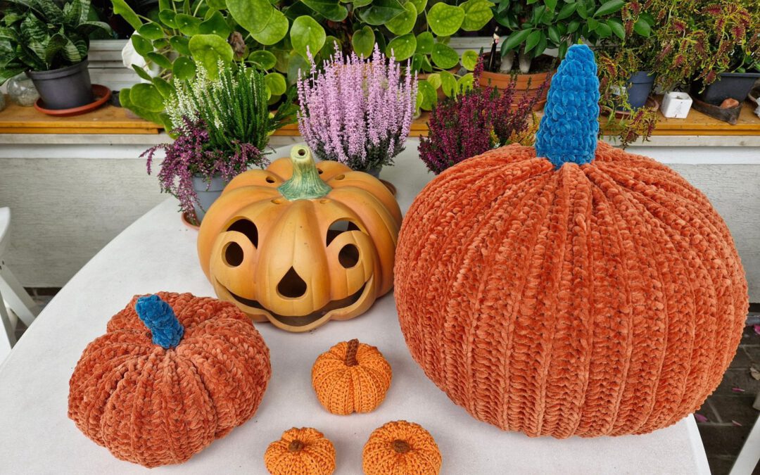 🎃 Free Crochet Pumpkin Pattern: Happy Pumpkins in 4     Sizes